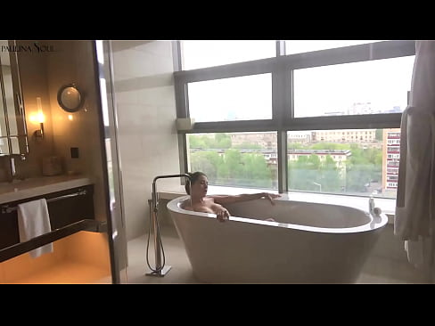 ❤️ Terura bebo Pasie ŝerĉas sian kuzon en la banĉambro ☑ Pornvideo ĉe ni ❤