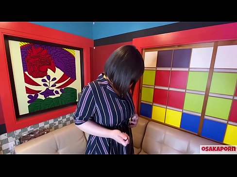 ❤️ Japana karulo kun grandaj matoj masturbas per seksaj ludiloj kaj havas orgasmon. Ŝi parolas en intervjuo pri sia fika sperto. Grandegaj mancoj kaj harplena kuketo laŭte ĝemante. Osakaporn ☑ Pornvideo ĉe ni ❤