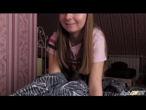 ❤️ Blondie Suĉas sian BFF-on Profunde kaj Akiras Cum En Ŝia Buŝo ☑ Pornvideo ĉe ni ❤